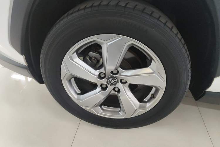 Used Toyota RAV4 2021 2.0L CVT 4x4 Trend Edition
