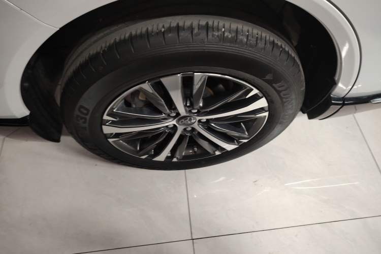 Used Toyota Venza 2023 2.0L CVT Two-Wheel Drive Luxury Edition