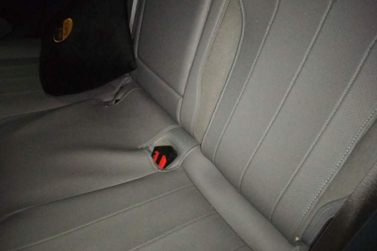 Used Lynk & Co 07 2024 EM-P 126 Long-Range Halo
