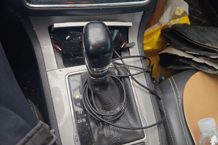 Used Roewe RX5 2016 20T Two-Wheel Drive Automatic Internet Smart Edition