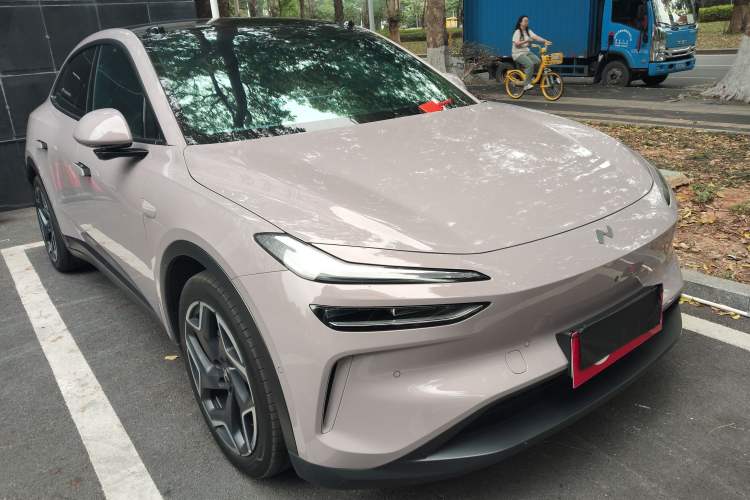 Used ONVO L60 2024 60 kWh Rear-Drive Version