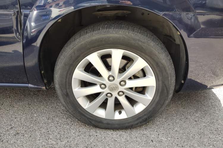 Used Buick GL8 2014 2.4L Classic Edition