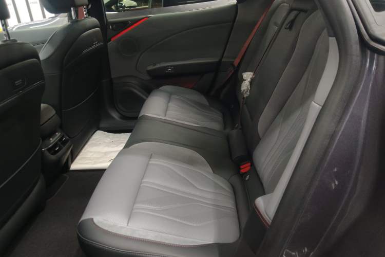 Used Zeekr 007GT 2025 Long-Range Rear-Wheel Drive Intelligent Driving Version 100 kWh
