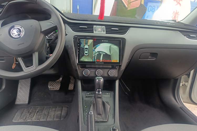 Used Skoda Octavia 2017 Classic Model 1.6L Automatic Standard Edition