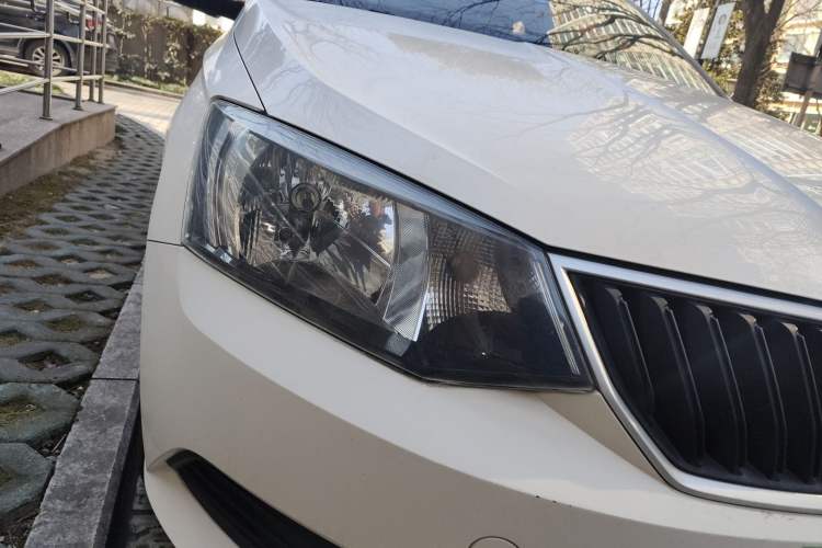 Used Skoda Fabia 2016 1.4L Automatic Car Enjoy Edition