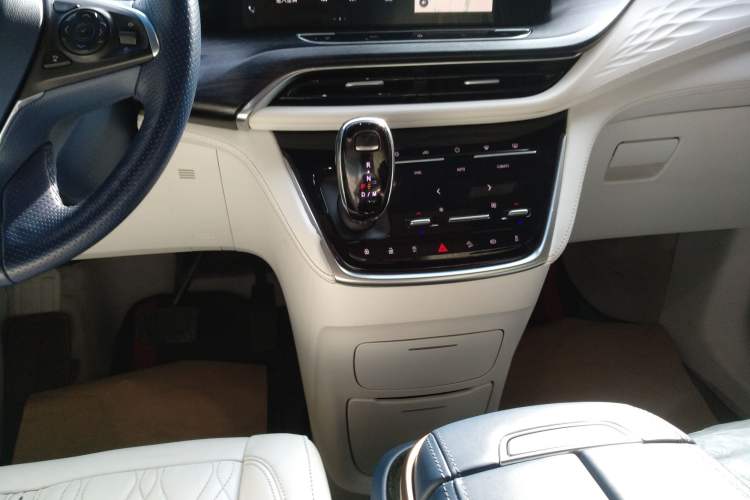 Used Buick GL8 2021 Avenir Aivia Four-Seat Prestige Edition
