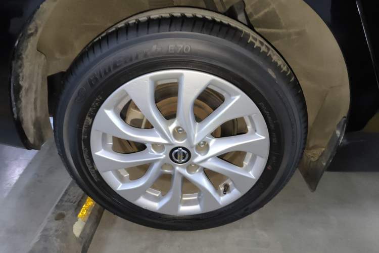 Used Nissan Sylphy 2022 Classic 1.6XE CVT Comfort Edition Right Rear Wheel Hub