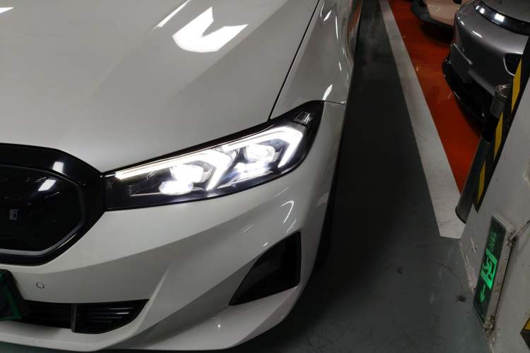 Used BMW i3 2022 eDrive 35 L