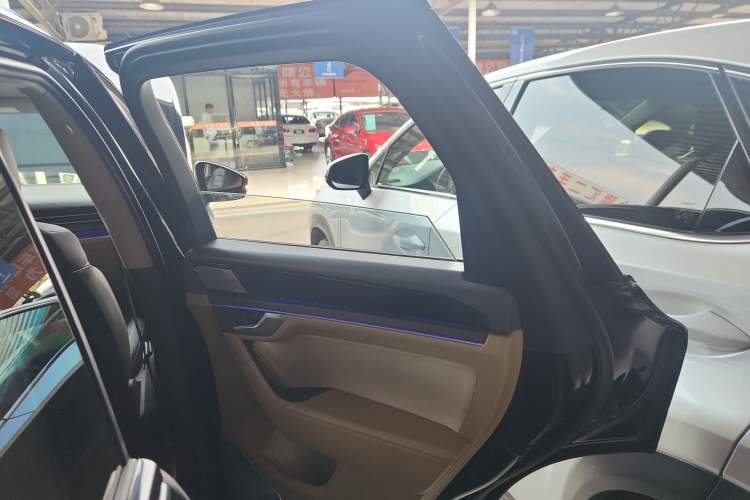 Used Volkswagen Touareg 2020 3.0 TSI Luxury Edition China VI