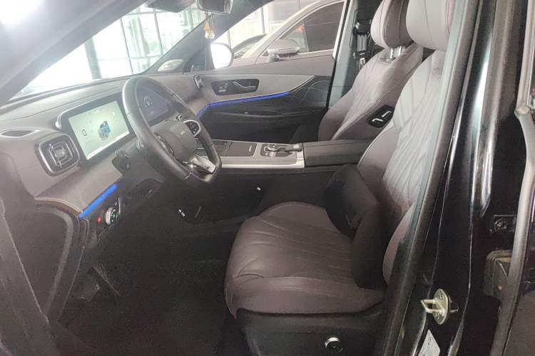 Used Chery Tiggo 9 2025 2.0T Dual-Clutch Two-Wheel Drive Luxury Edition 5 Seats