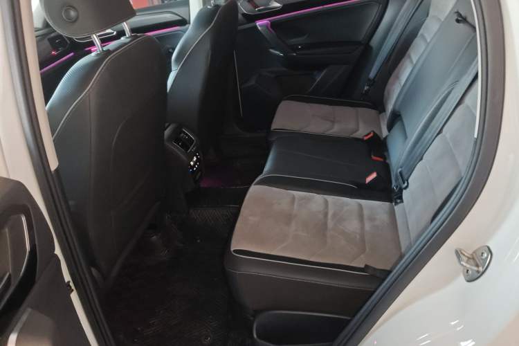 Used Volkswagen Tayron X 2020 330TSI Two-Wheel Drive Luxury Smart Connectivity Version
