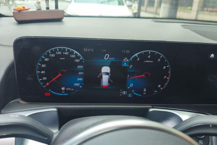 Used Mercedes-Benz GLB 2022 Second Facelift GLB 200 Fashion Edition Instrument Cluster