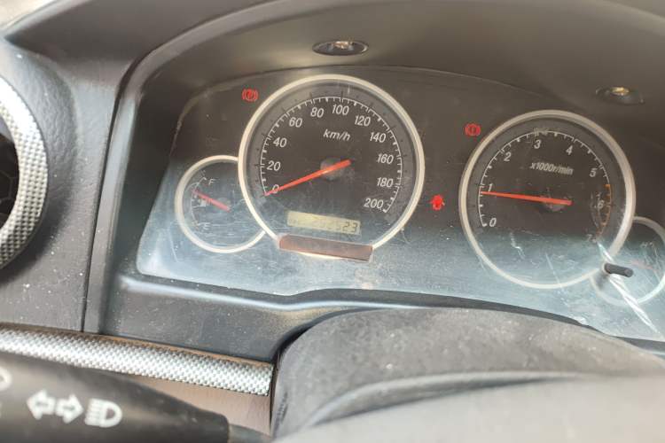 Used Foton Sapporo 2011 2.2L Conqueror Z7