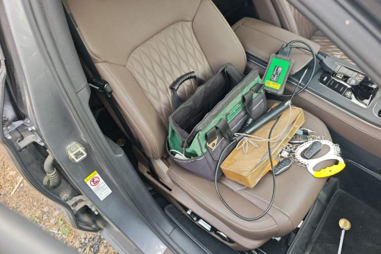 Used BYD Han 2022 EV Genesis Edition 715 km Front-Wheel-Drive Flagship Model Right Front Seat