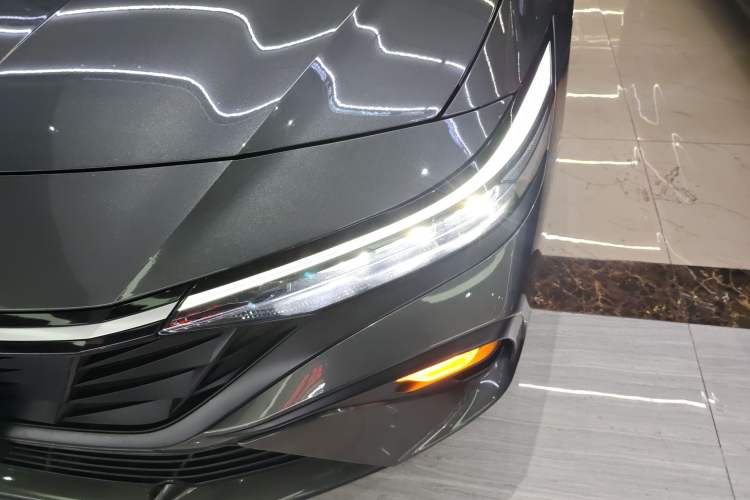 Used Hyundai Elantra 2023 1.5L CVT GLX Elite Edition Left Front Headlight