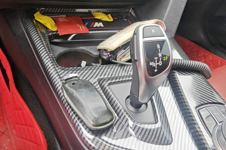 Used BMW 3 Series GT 2020 320i M Sport Night Edition Gear Lever