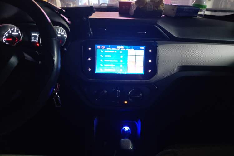 Used Wuling Hongguang 2019 1.5L S Comfort Edition China VI LAR