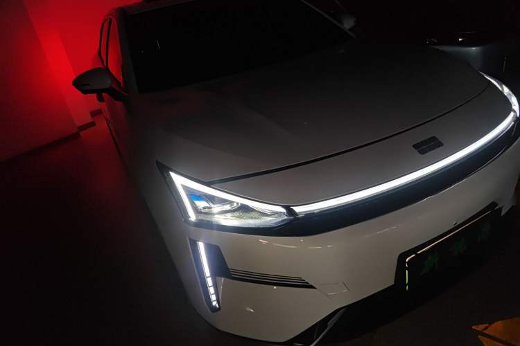 Used Geely Galaxy L6 2025 EM-i 140km Explorer+ Edition
