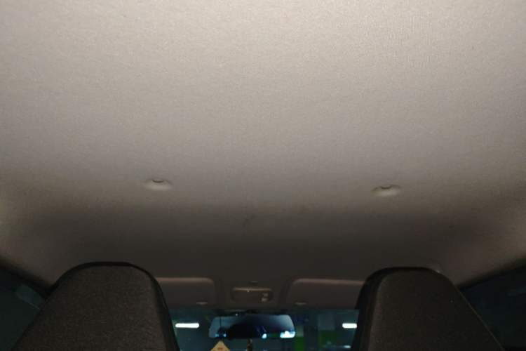 Used Chery QQ Ice Cream 2022 170km Sundae Phosphate Lithium-Ion
