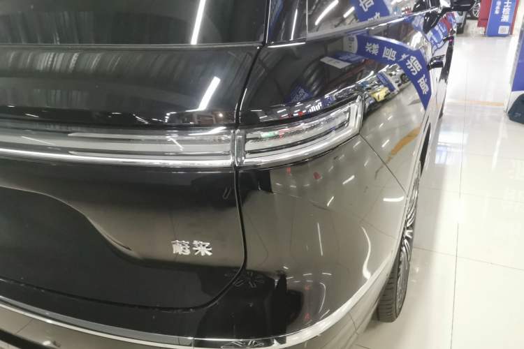 Used Nio ES8 2026 Model 6-seat Executive Luxury Edition Exterior 2