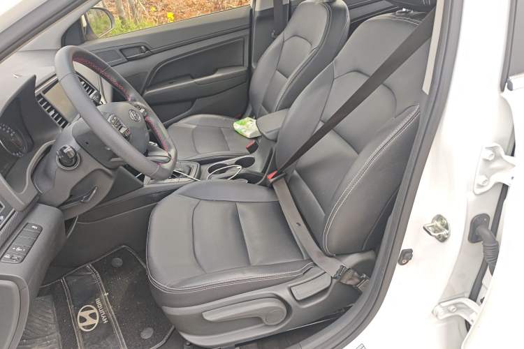 Used Hyundai Elantra (6th Generation / Lingdong) 2018 1.4T Dual-Clutch Xuan Dong · Dynamic Edition Left Front Seat