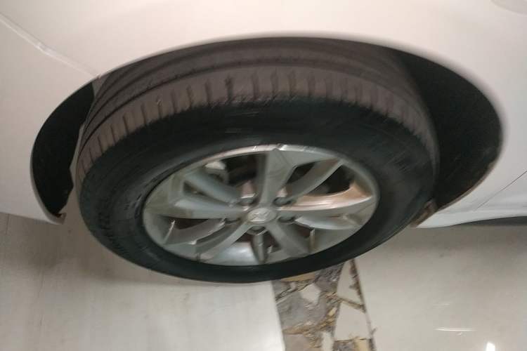 Used Livan Maple 60s 2024 Happiness Customized Full Vehicle—Taxi-Dedicated Version
