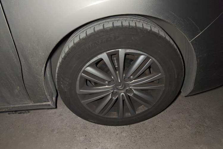 Used Citroen C4L 2014 1.8L Intelligent Drive Manual Version – Dynamic Edition
