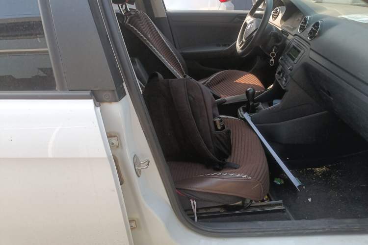 Used Volkswagen Jetta 2017 1.4L Manual Fashion Edition
