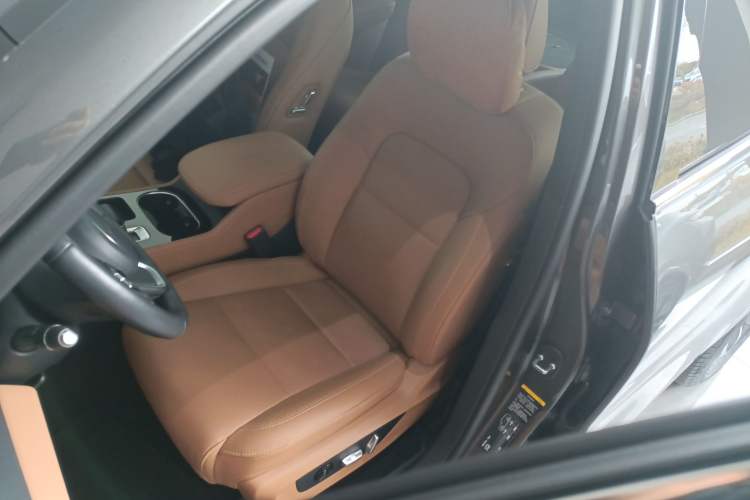 Used Li Auto ONE 2021 Extended-Range 6-Seater Version
