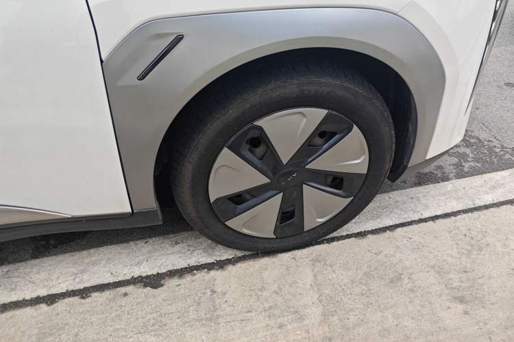 Used AION Y 2023 Plus 510 Enjoy Edition
