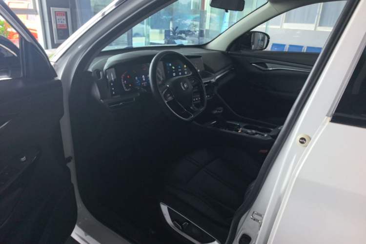 Used CHANGAN CS75 PLUS 2022 Classic Edition 1.5T Automatic Pioneer Model
