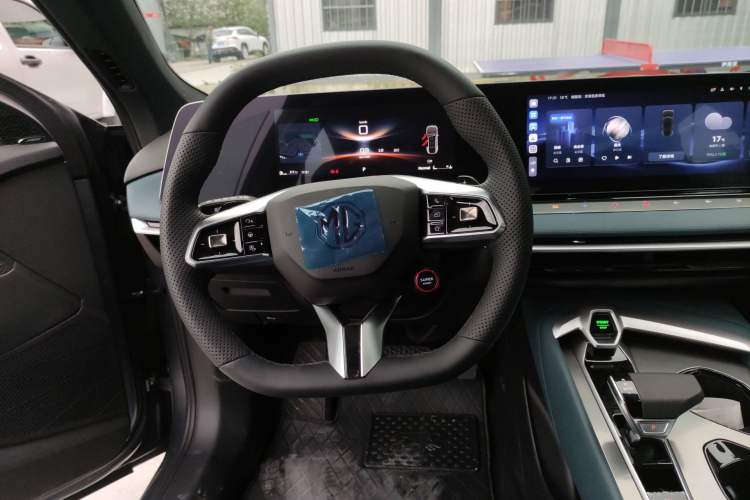 Used MG 7 2025 1.5T 300 DCT Elegant Edition Steering Wheel