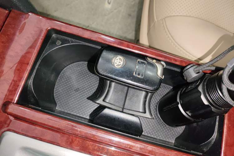 Used Toyota Camry 2013 2.0G Comfort Edition
