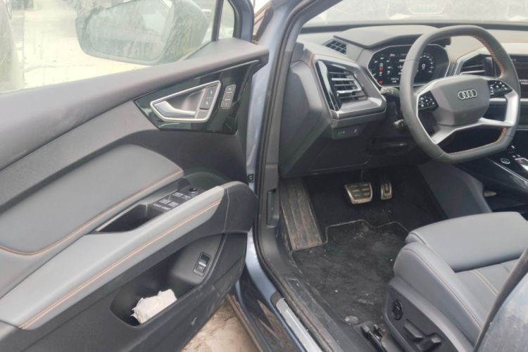 Used Audi Q4 e-tron 2024 40 e-tron Adventure Edition Driver Seat