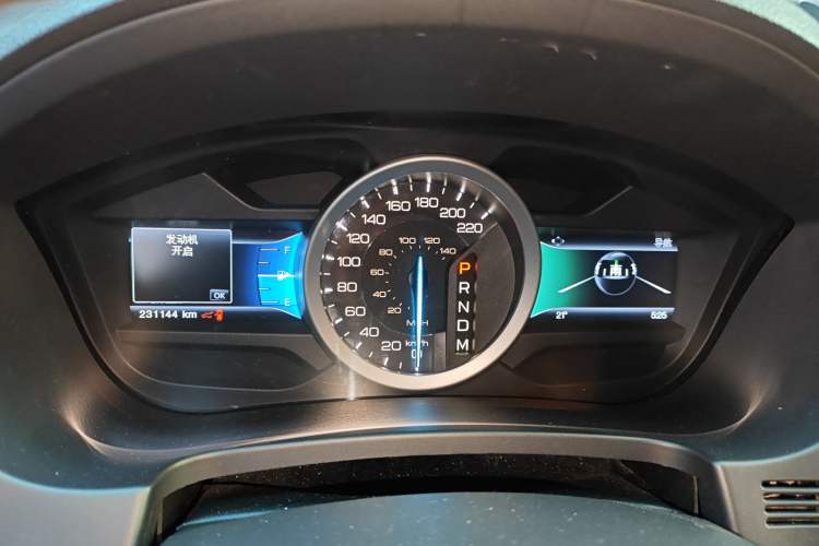 Used Ford Explorer 2013 3.5L Deluxe Model
