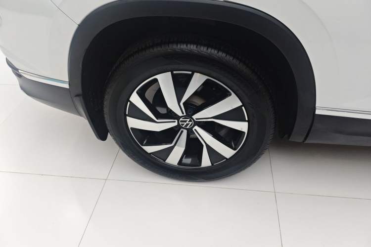 Used Volkswagen Tayron 2021 330TSI Two-Wheel-Drive 3rd Anniversary Limited Edition
