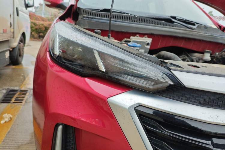 Used BAIC Beijing X3 2019 1.5T Manual Glory Edition Right Front Headlight