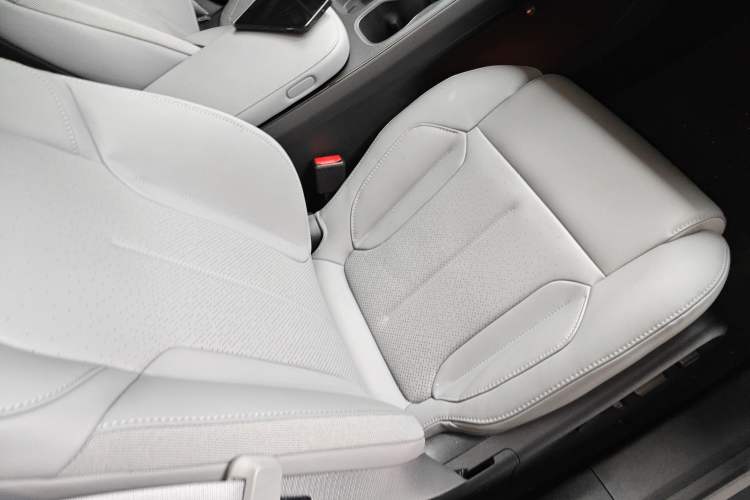 Used Nio ET5T 2024 75kWh Touring