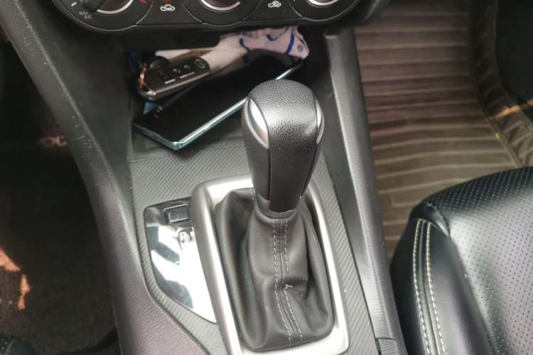 Used Mazda 3 Axela 2017 Sedan 1.5L Automatic Comfort Model Emission Standard China V