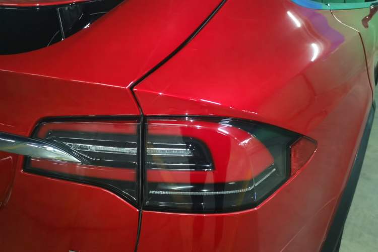 Used Tesla Model X 2016 X 75D Right Rear Taillight