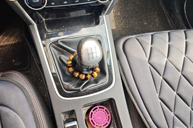 Used Leopaard CS10 2017 1.5T Manual Prestige Model
