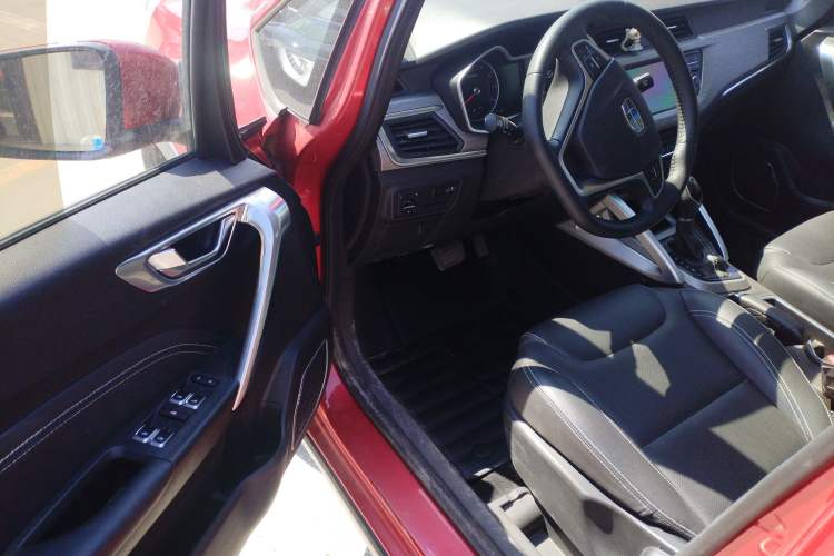 Used Geely Auto Vision X3 2017 1.5L Automatic Elite Model
