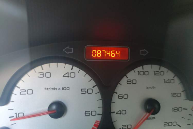 Used Citroen C2 2012 1.4L Manual Comfort Edition
