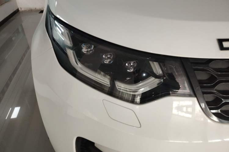 Used Land Rover Discovery 2019 3.0 SC V6 SE
