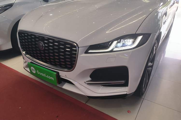 Used Jaguar F-PACE 2023 P250 HSE Left Front Headlight