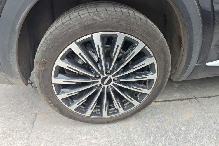 Used Geely Auto Monjaro L 2025 Dongfang Yao 2.0TD Automatic All-Wheel-Drive Wangyue Edition
