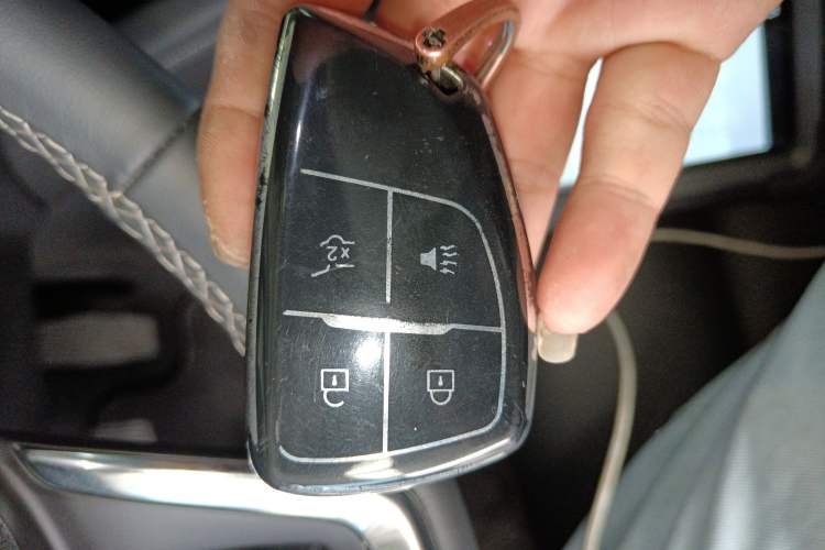 Used Buick Envision 2023 Encore S 552T Two-Wheel Drive Luxury Model
