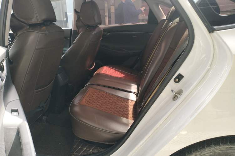 Used Hyundai Celesta 2018 1.6L Automatic GL Enjoyment Version China V Standard