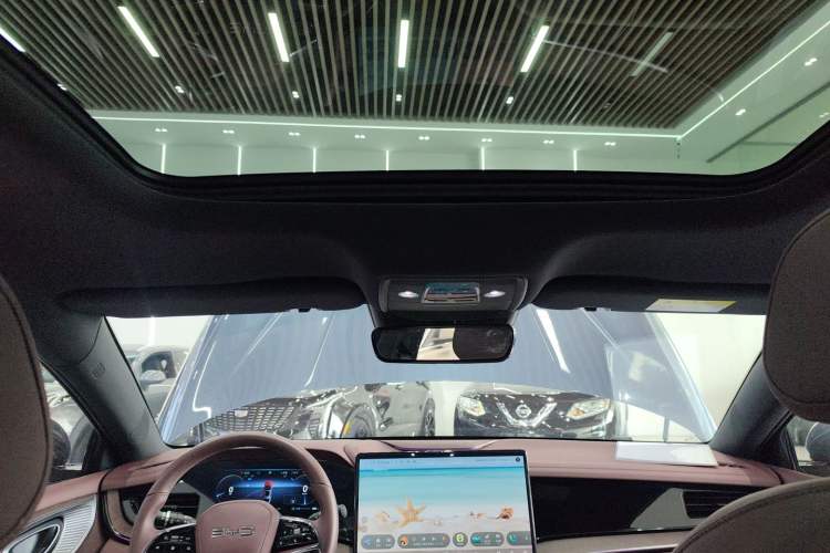 Used BYD Seal 2023 DM-i 1.5L 121km Prestige Model