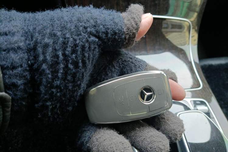 Used Mercedes-Benz GLC 2018 GLC 260 4MATIC Luxury Model Vehicle Key